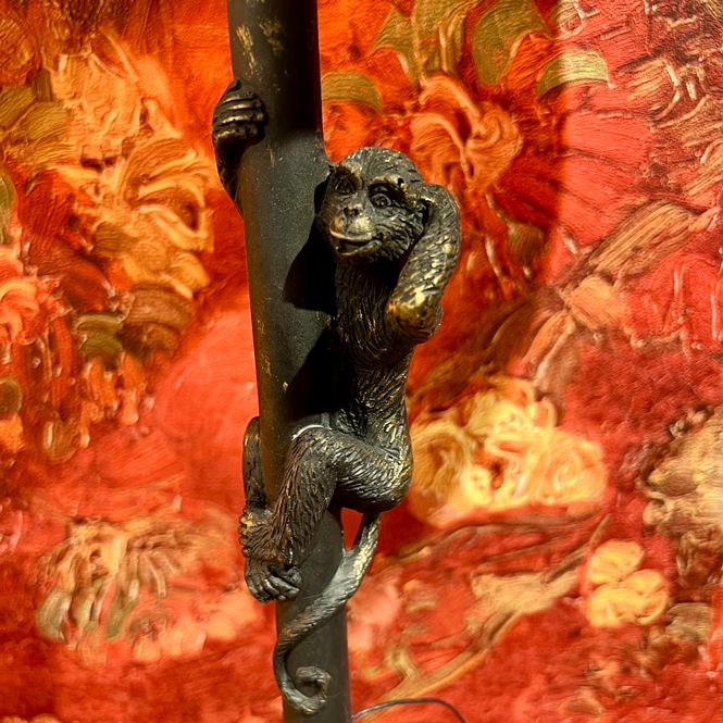 Hovedbilde Bordlampe med sateng lampeskjerm Monkey